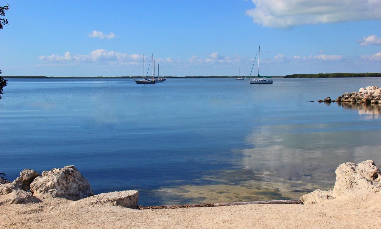 Dolphin Point Villas Key Largo Exterior photo